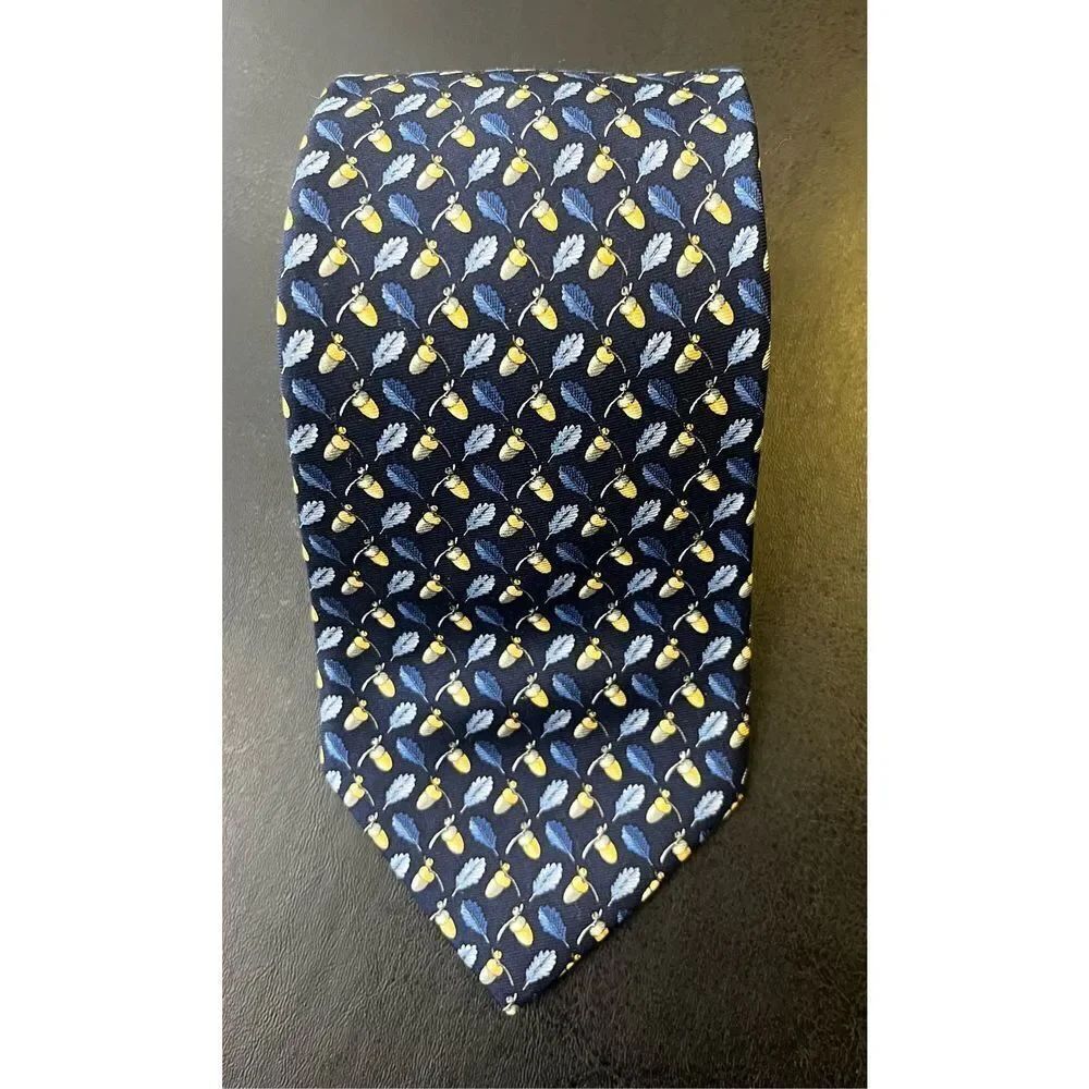 Brooks Brothers tie